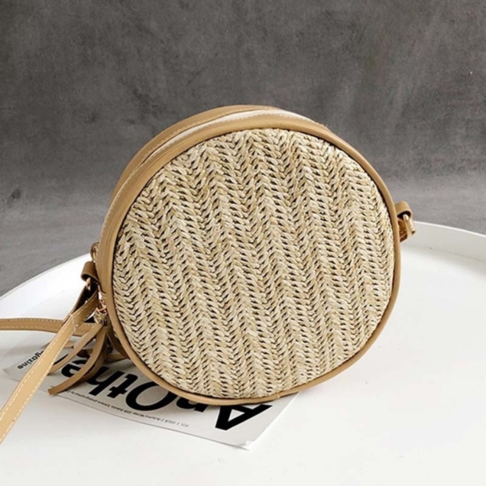 Green Leaf Pattern Straw Pu Circle Bag - image 6